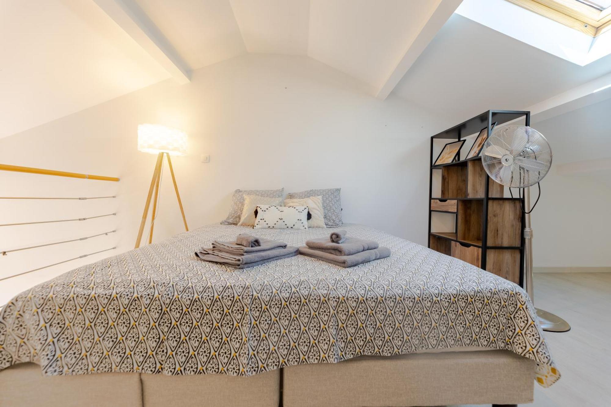 Hébergement de vacances Maison Elegante Avec Jardin I Centre De