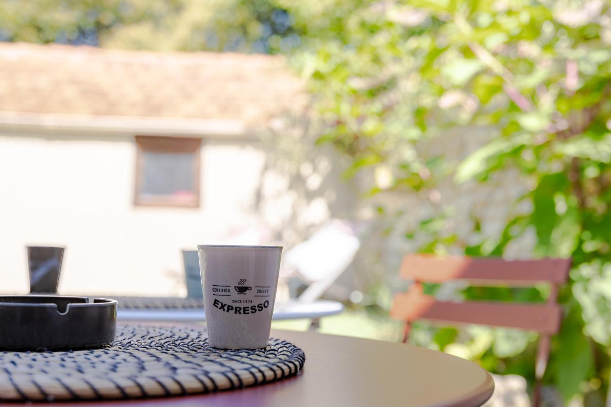 Hébergement de vacances Maison Elegante Avec Jardin I Centre De *